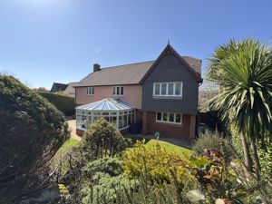 Photo 26- click for photo gallery